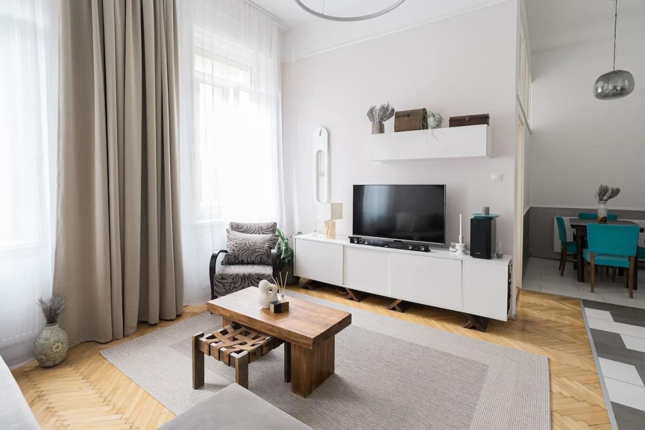 Sunrise Lounge Corvin 63m2 Ac Apartman *