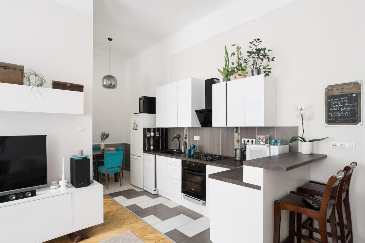 Sunrise Lounge Corvin 63m2 Ac Budapeszt
